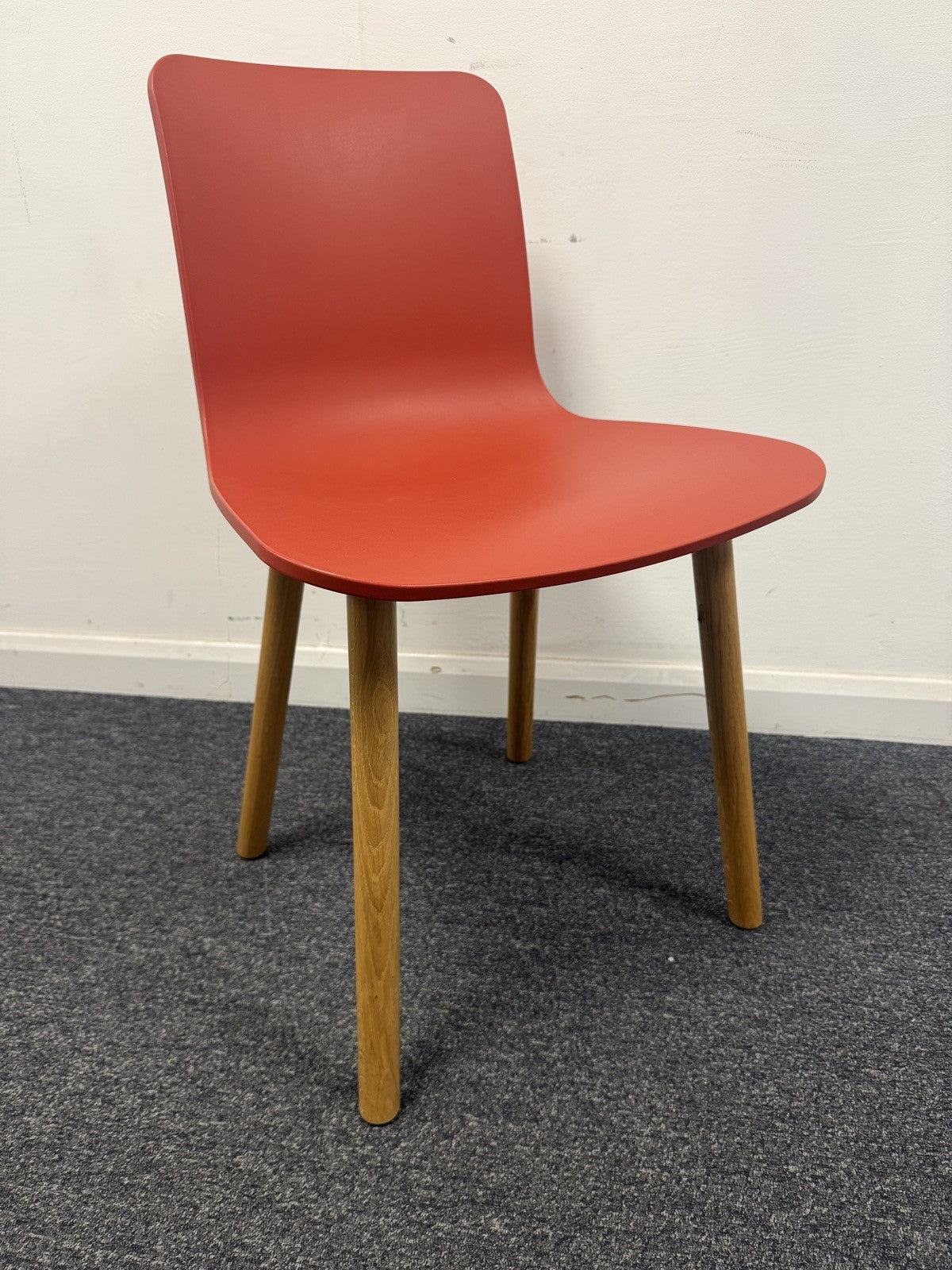 Vitra HAL RE In Brick Red 2019 Wood Dining Chair in excellent condition 