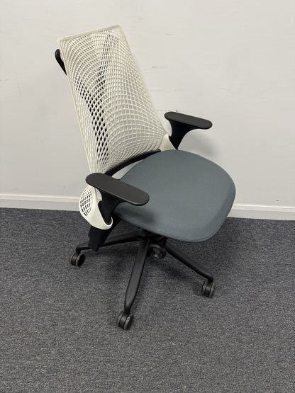 Herman Miller Sayl Office Chair Blue/White/Black Backs.