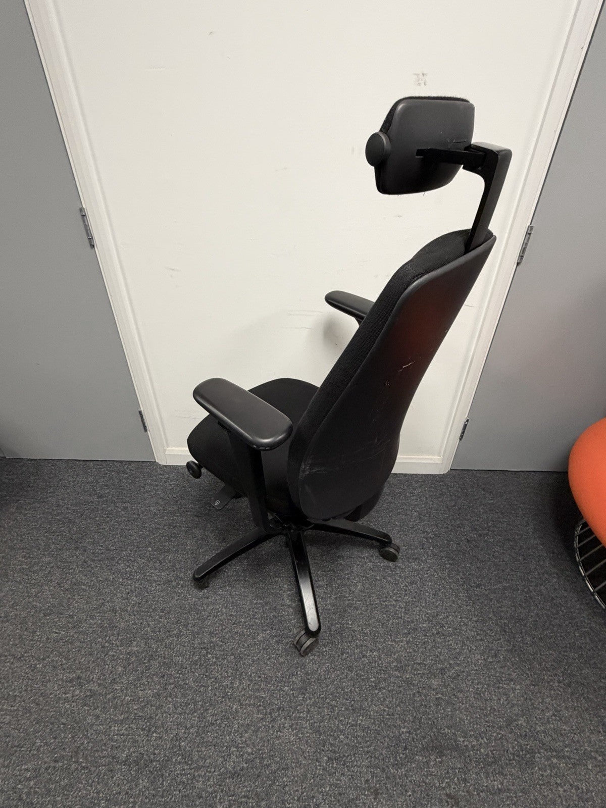 RH Logic 220 Ergo Office Chair Headrest Coccyx Seat Fully Adjustable Chair Black